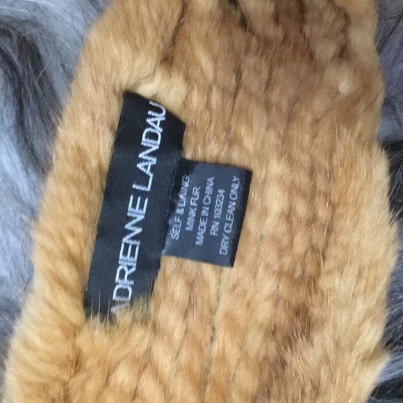 Adrienne Landau Mink  scarf  with tails new $798 - Picture 2 of 2
